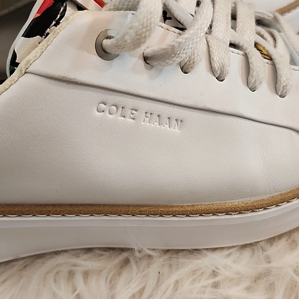 Cole Haan Women's GrandPro Topspin Sneakers White/Graffiti, Size 9B - Picture 13 of 17